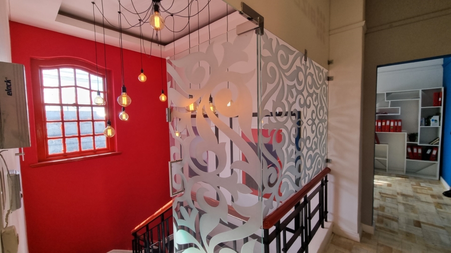 To Let Commercial Property for Rent in Woodstock Western Cape